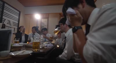 JUR-242 「もう飲めないってば…。」‘泥●’させられた女上司の無防備パンスト 橘メアリー