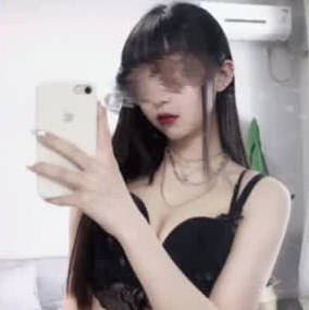 純欲反差婊女博主